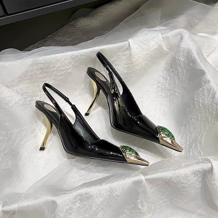 스타 스타일 보석 장식 메탈 토 페이턴트 가죽 여성 펌 - Women'S Fashion Q 리뷰 및 가격